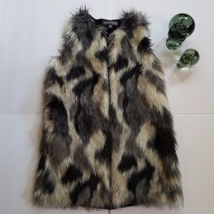 NWOT Almost Famous Faux Fur Vest Size M